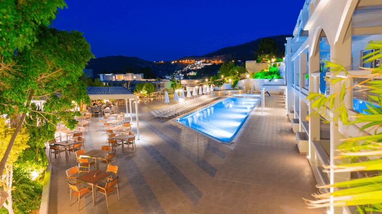 Lindos White Hotel & Suites